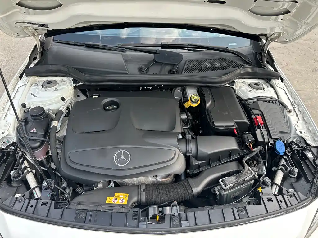 Mercedes-Benz GLA 2018 — фото 24