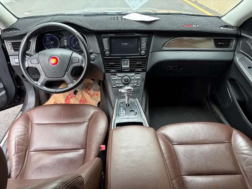 Hongqi H7 2016 — фото 6