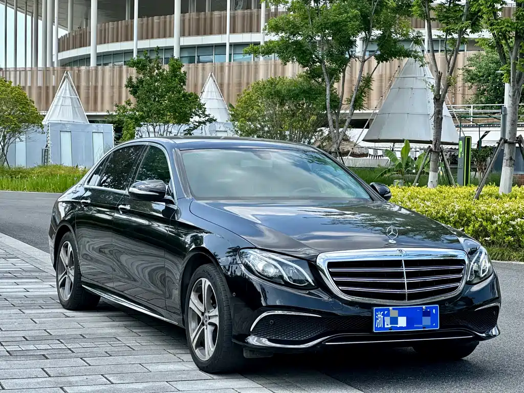 Mercedes-Benz E-Class 2020 — фото 3
