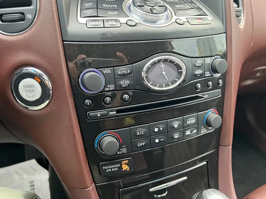 Infiniti QX50 2015 — фото 23
