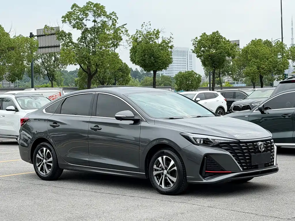 Changan Eado 2022 — фото 2