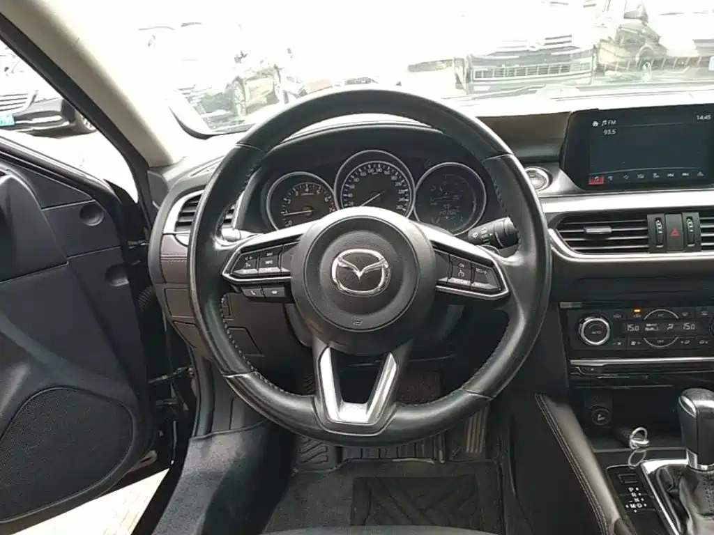 Mazda Atenza 2018 — фото 11