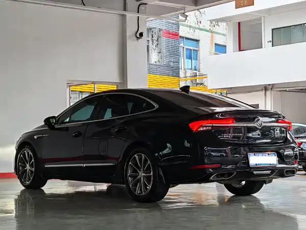 Buick LaCrosse 2021