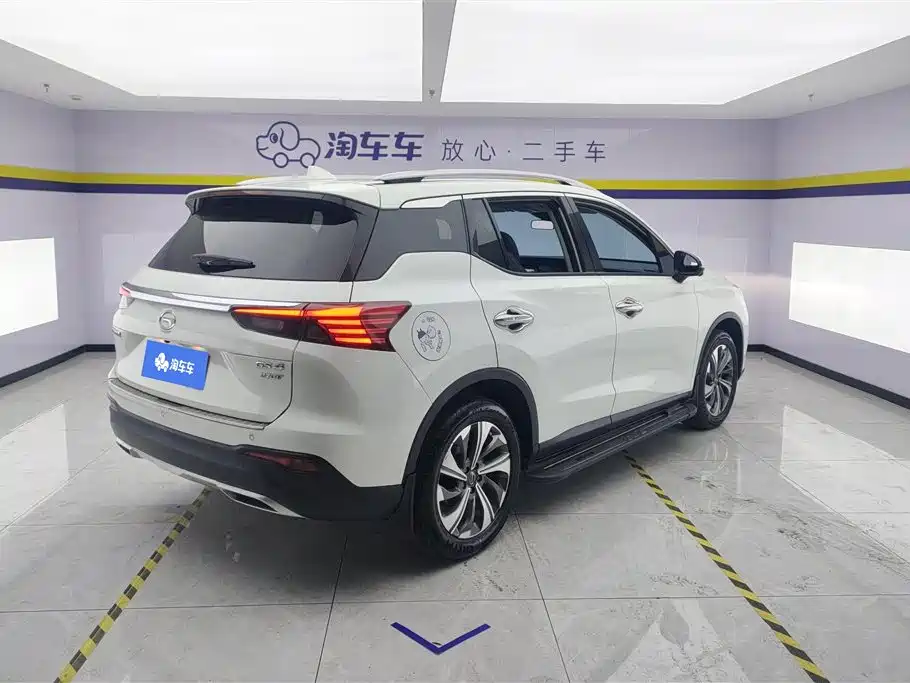 GAC Motor Trumpchi GS4 2020 — фото 3