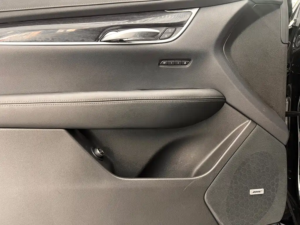 Cadillac XT5 2020 — фото 27
