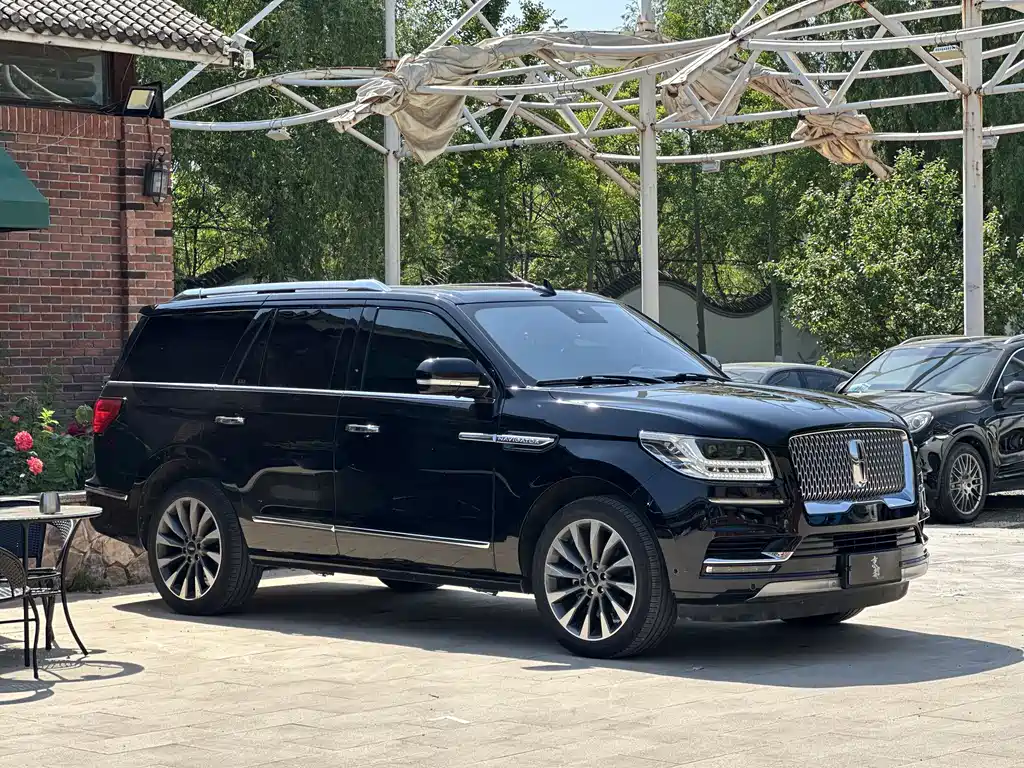Lincoln Navigator 2020 — фото 3