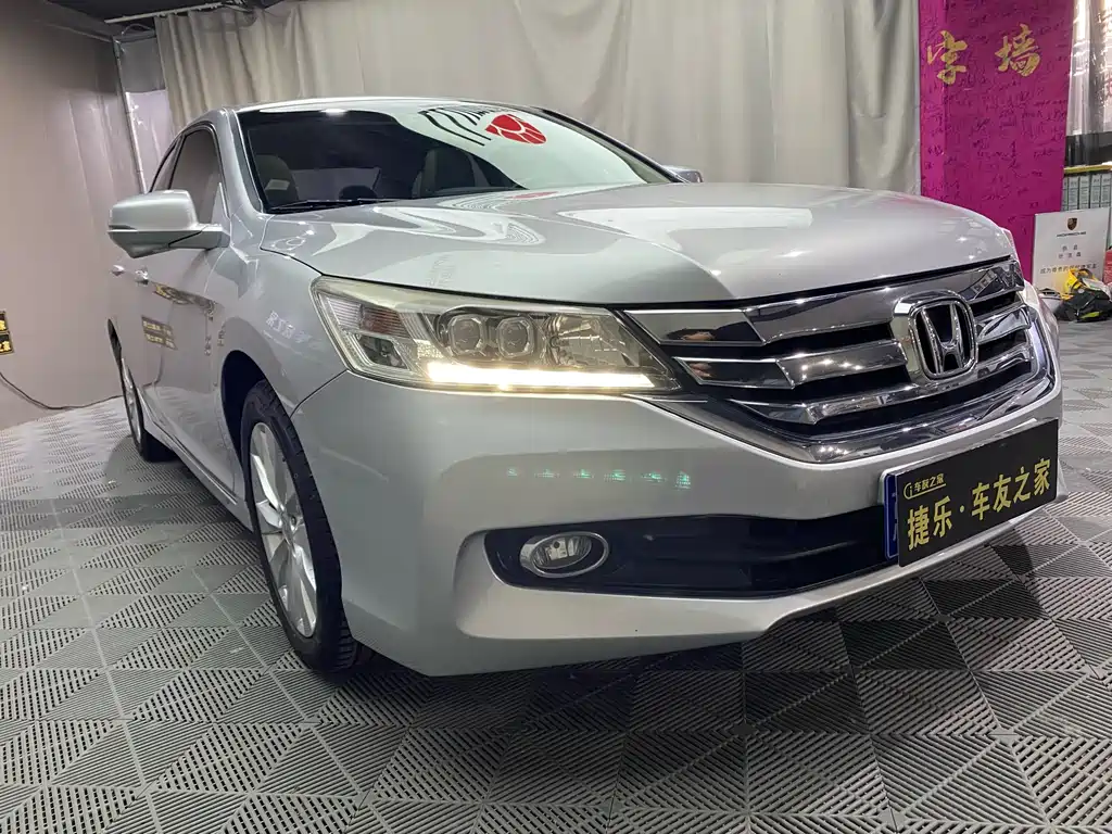 Honda Accord 2014 — фото 3