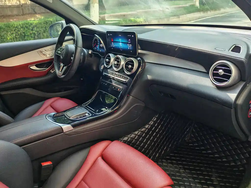 Mercedes-Benz GLC 2021 — фото 13