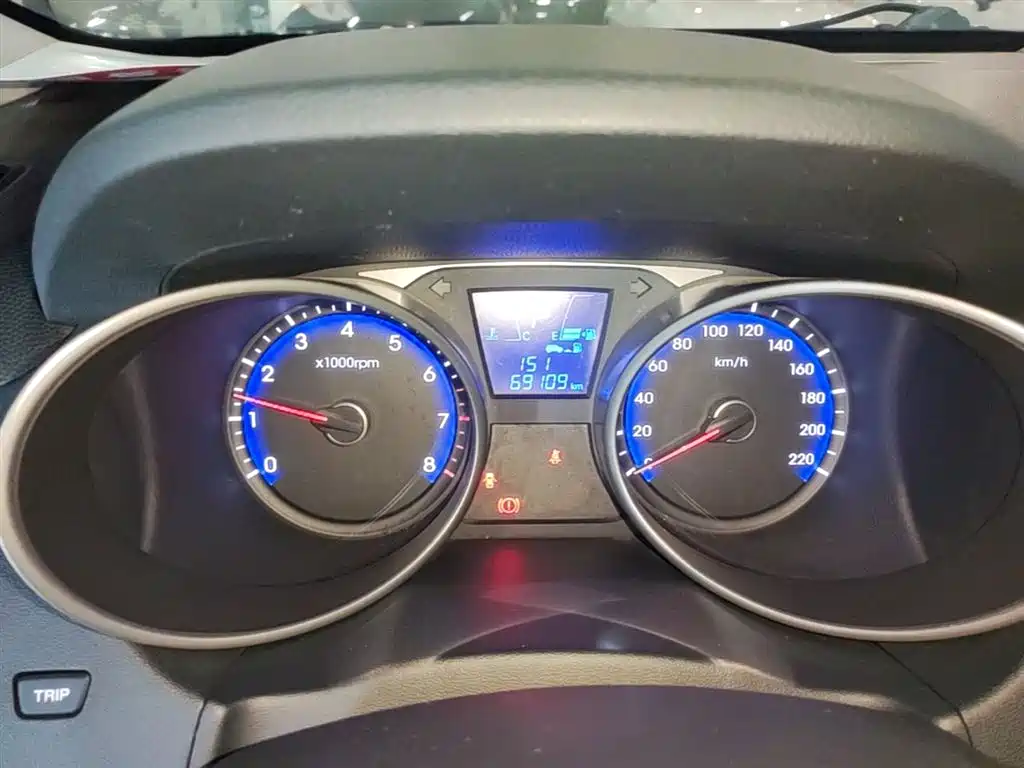 Hyundai ix35 2015 — фото 12