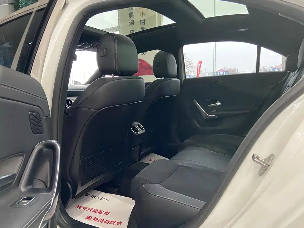 Mercedes-Benz A-Class 2020 — фото 17