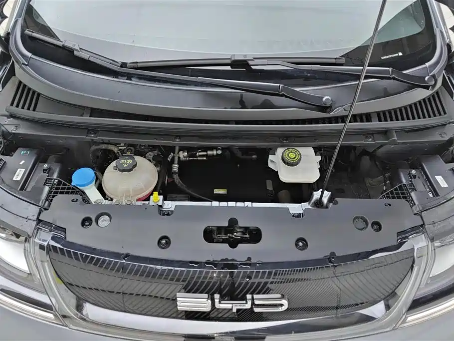 BYD Dolphin 2023 — фото 10
