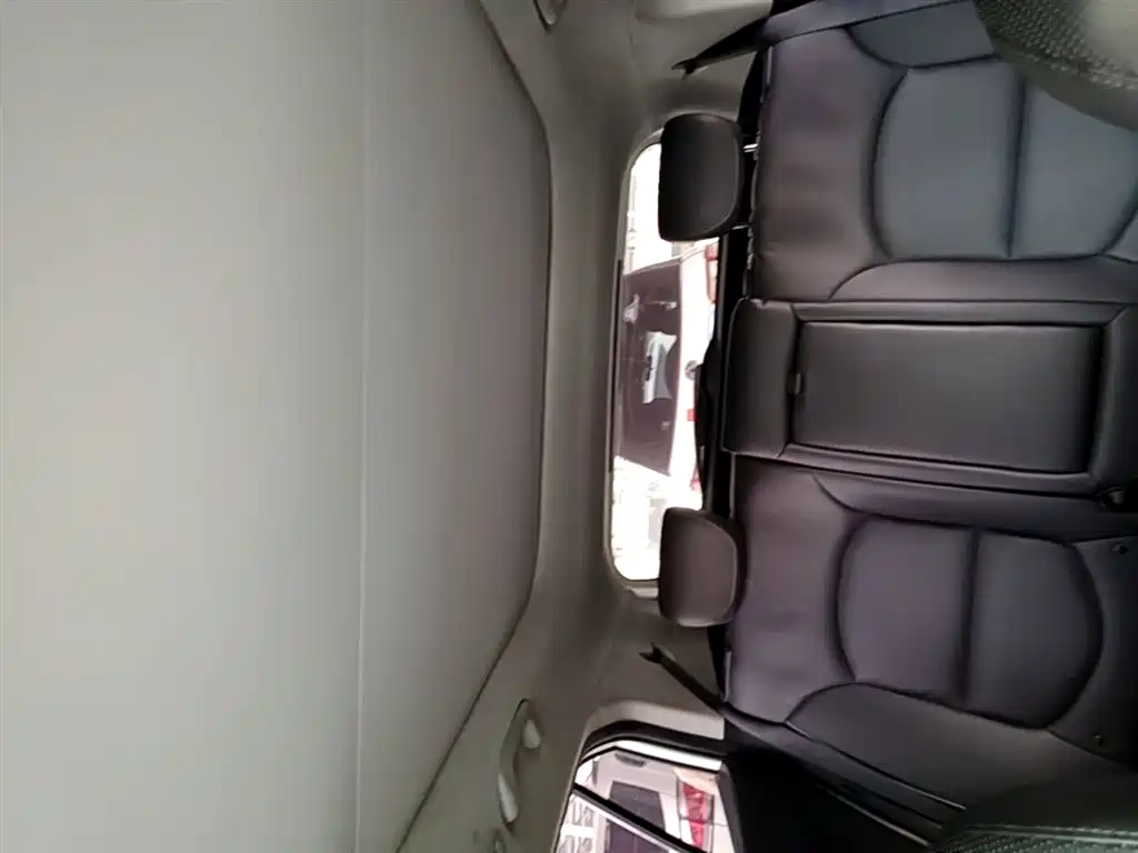 Hyundai ix25 2015 — фото 18