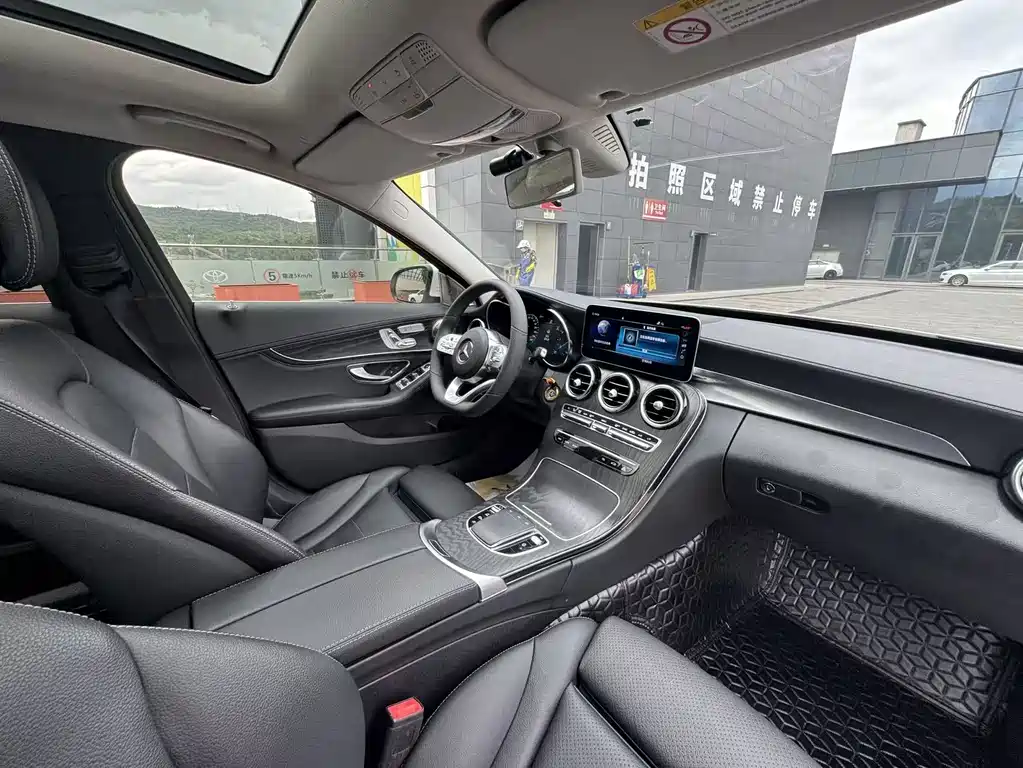 Mercedes-Benz C-Class 2020 — фото 26