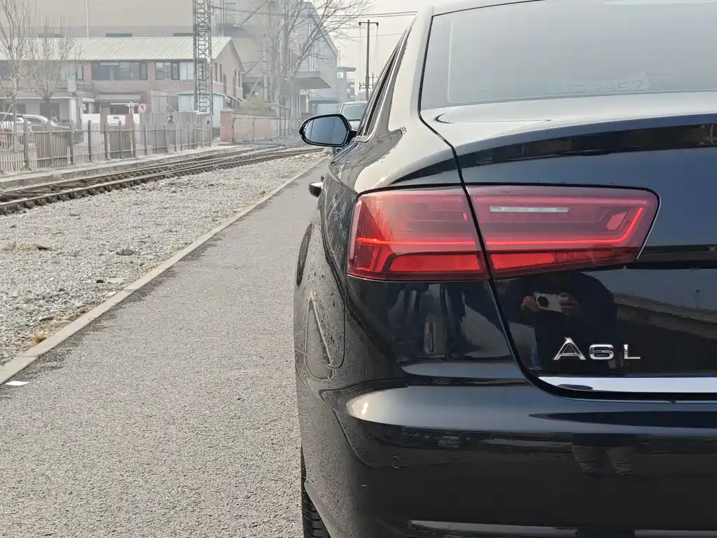 Audi A6L 2017 — фото 11