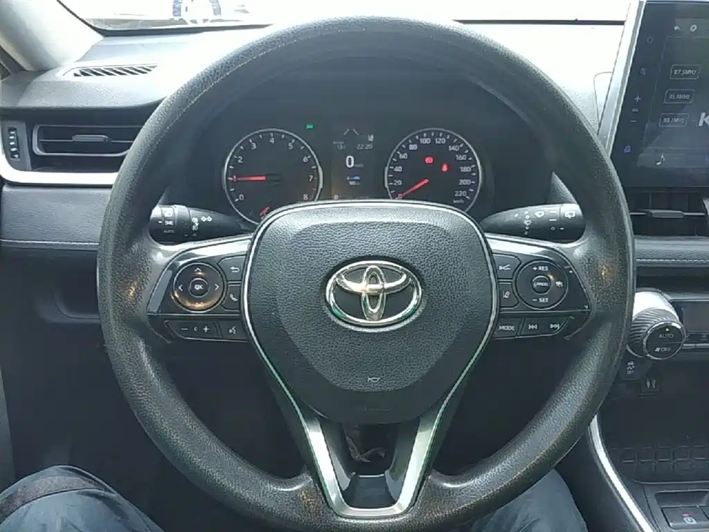 Toyota Wildlander 2020 — фото 11