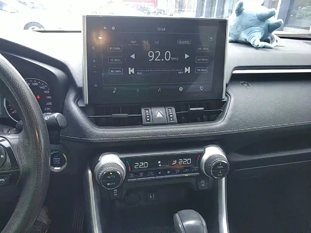 Toyota Wildlander 2020 — фото 13