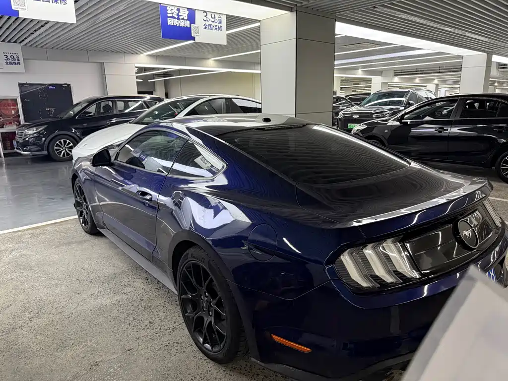 Ford Mustang 2020 — фото 11