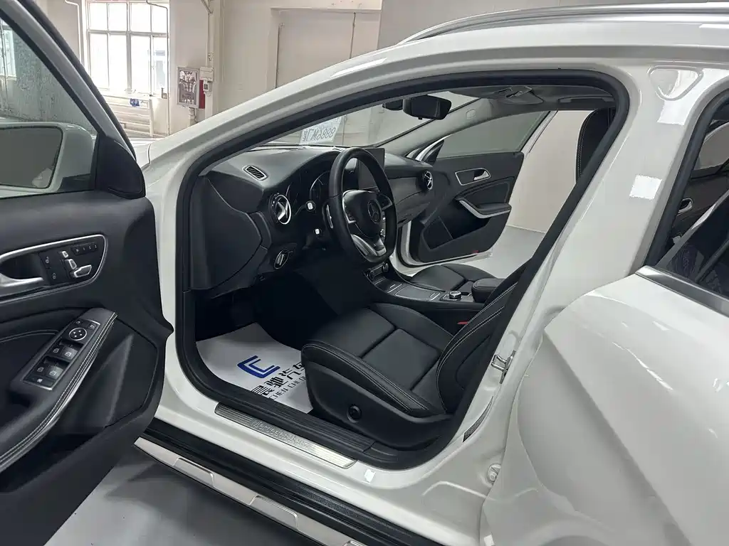 Mercedes-Benz GLA 2019 — фото 11