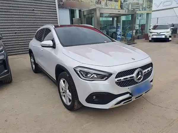 Mercedes-Benz GLA 2023