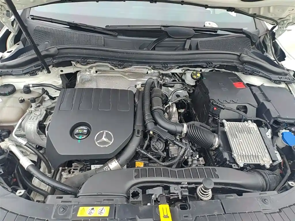 Mercedes-Benz GLA 2024 — фото 20