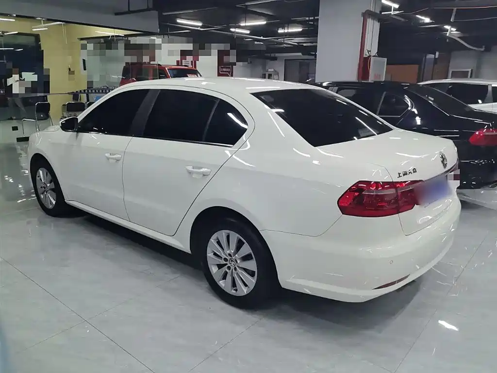 Volkswagen Lavida 2015 — фото 11