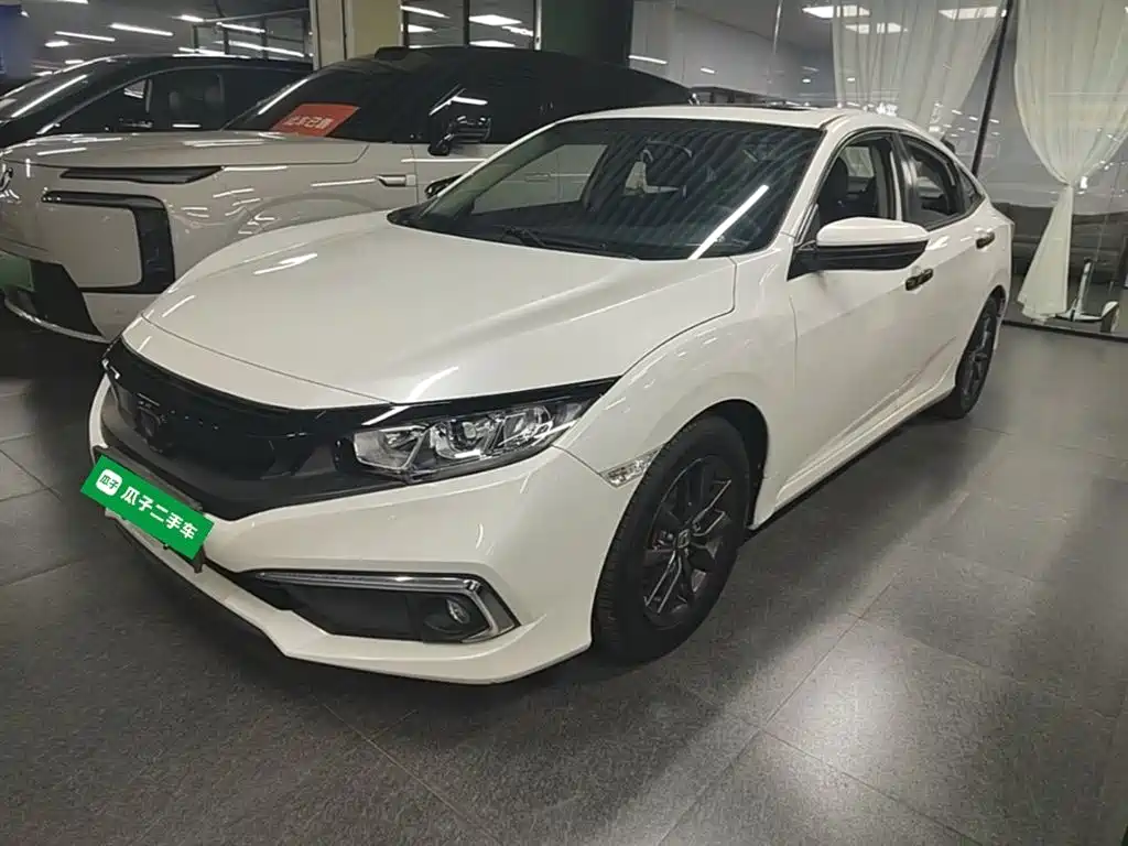 Honda Civic 2020 — фото 1