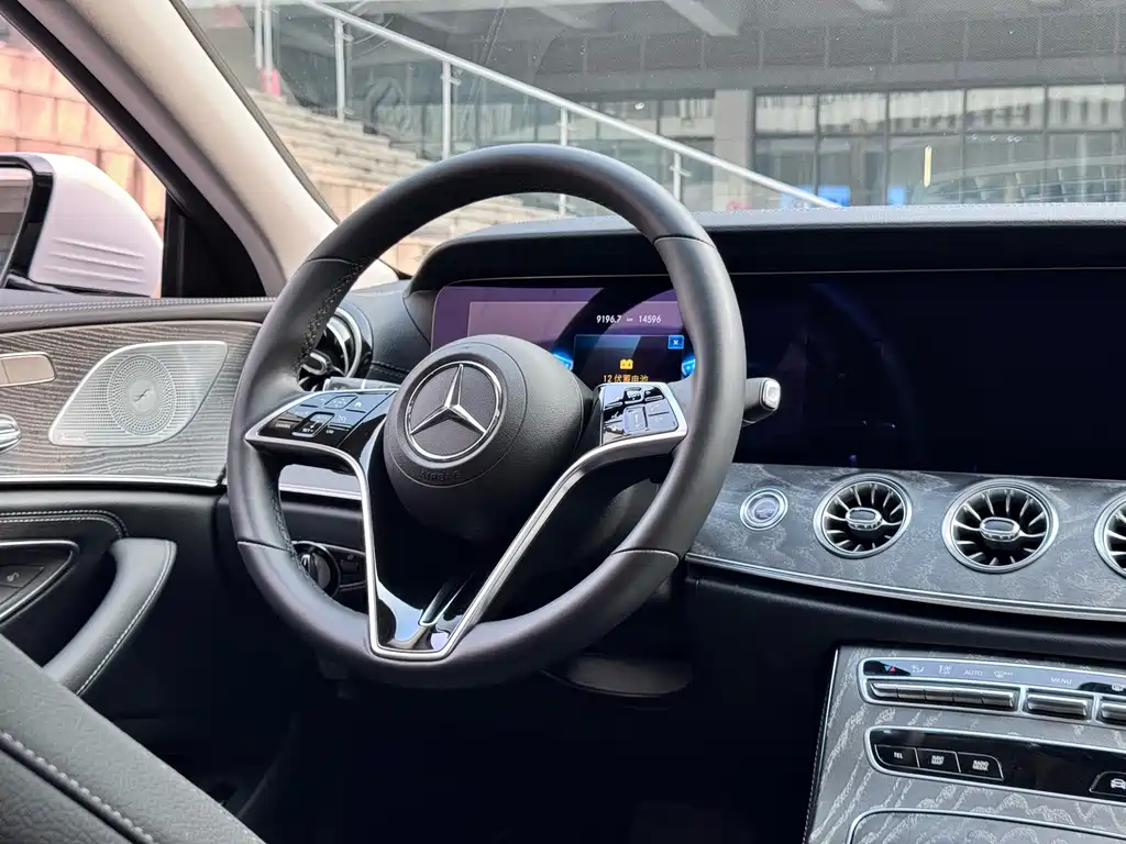 Mercedes-Benz CLS 2022 — фото 16