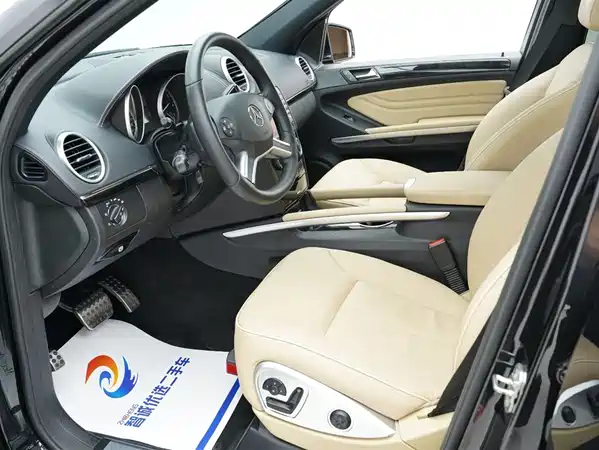 Mercedes-Benz M-Class 2012