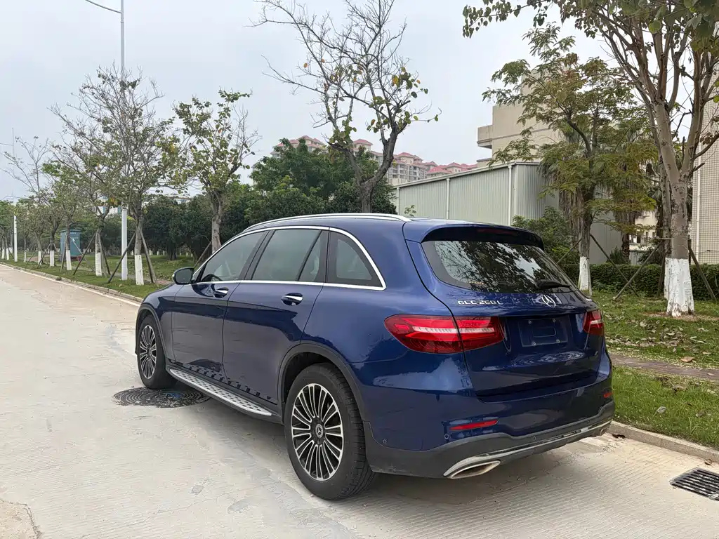 Mercedes-Benz GLC 2019 — фото 11