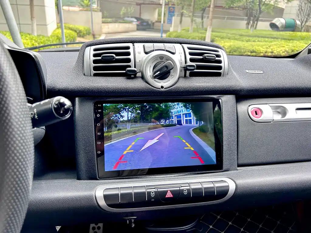 smart Fortwo 2015 — фото 10