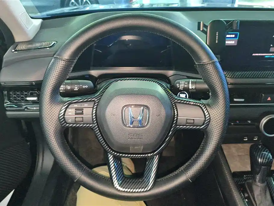 Honda Inspire 2024 — фото 15