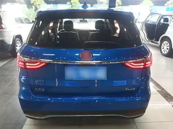 BYD Song MAX 2017