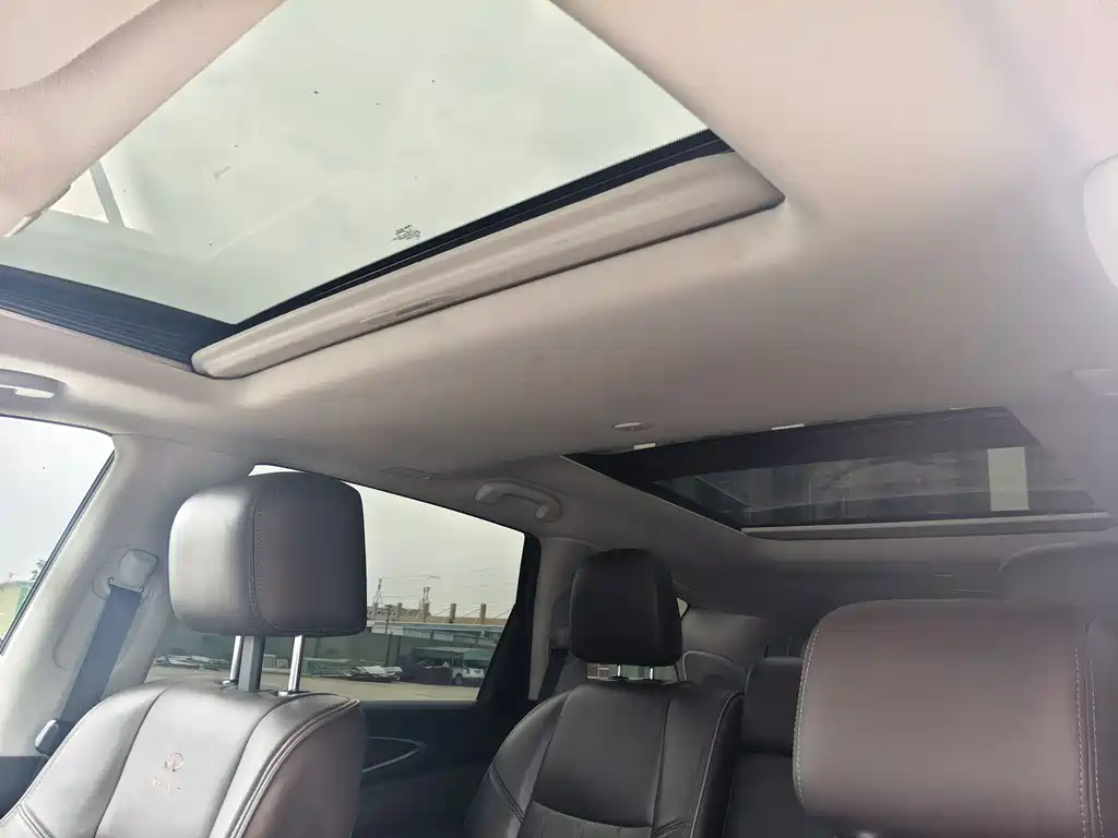 Infiniti QX60 2015 — фото 19