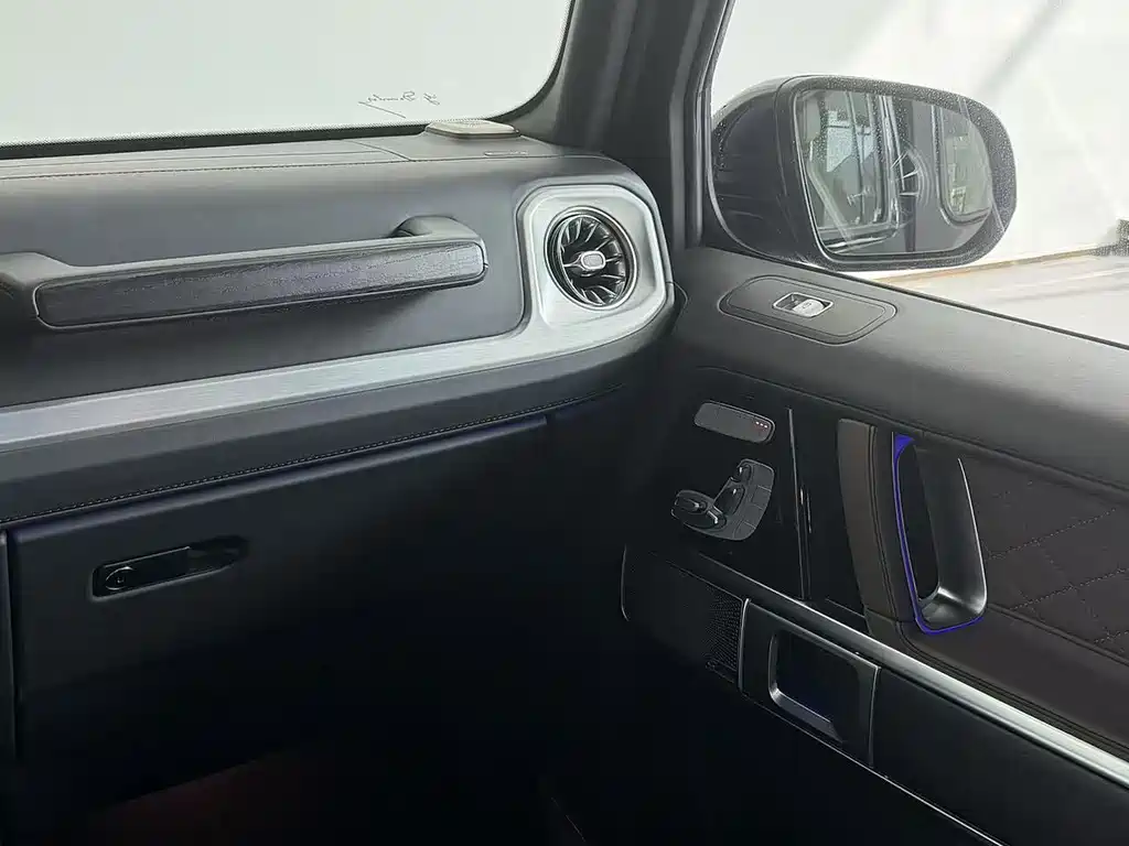 Mercedes-Benz G-Class AMG 2023 — фото 18