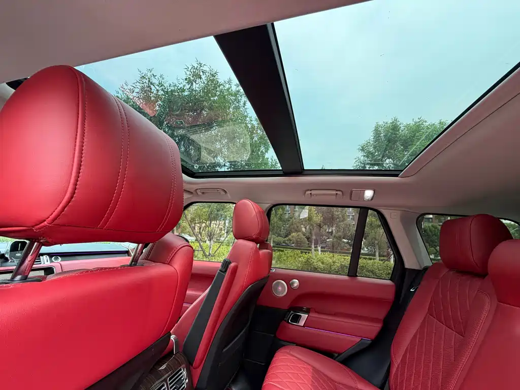 Land Rover Range Rover 2018 — фото 14
