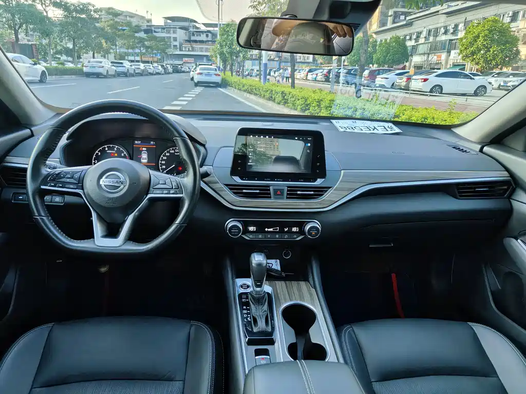Nissan Teana 2021 — фото 10
