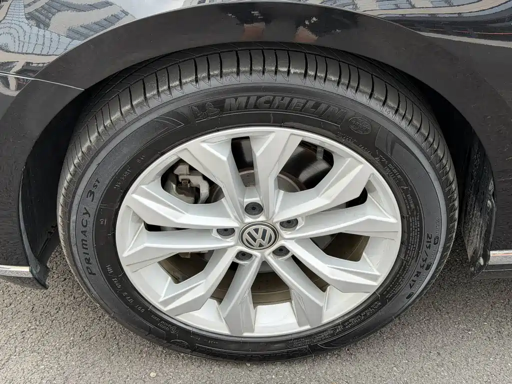 Volkswagen Magotan 2018 — фото 15