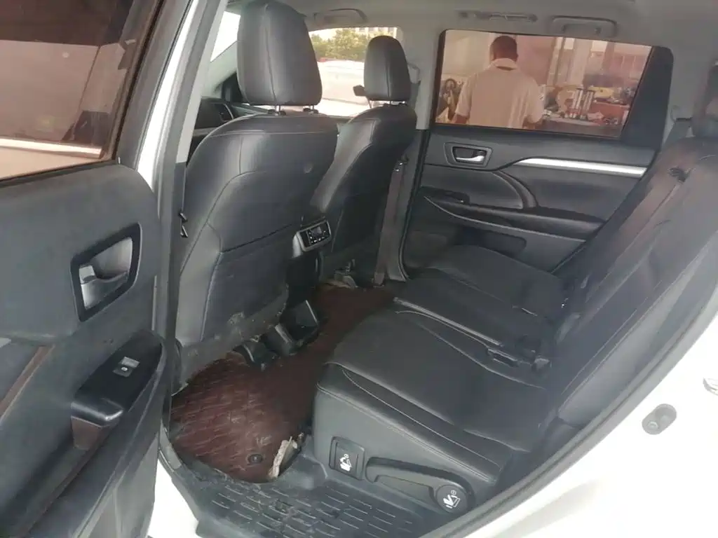 Toyota Highlander 2016 — фото 17