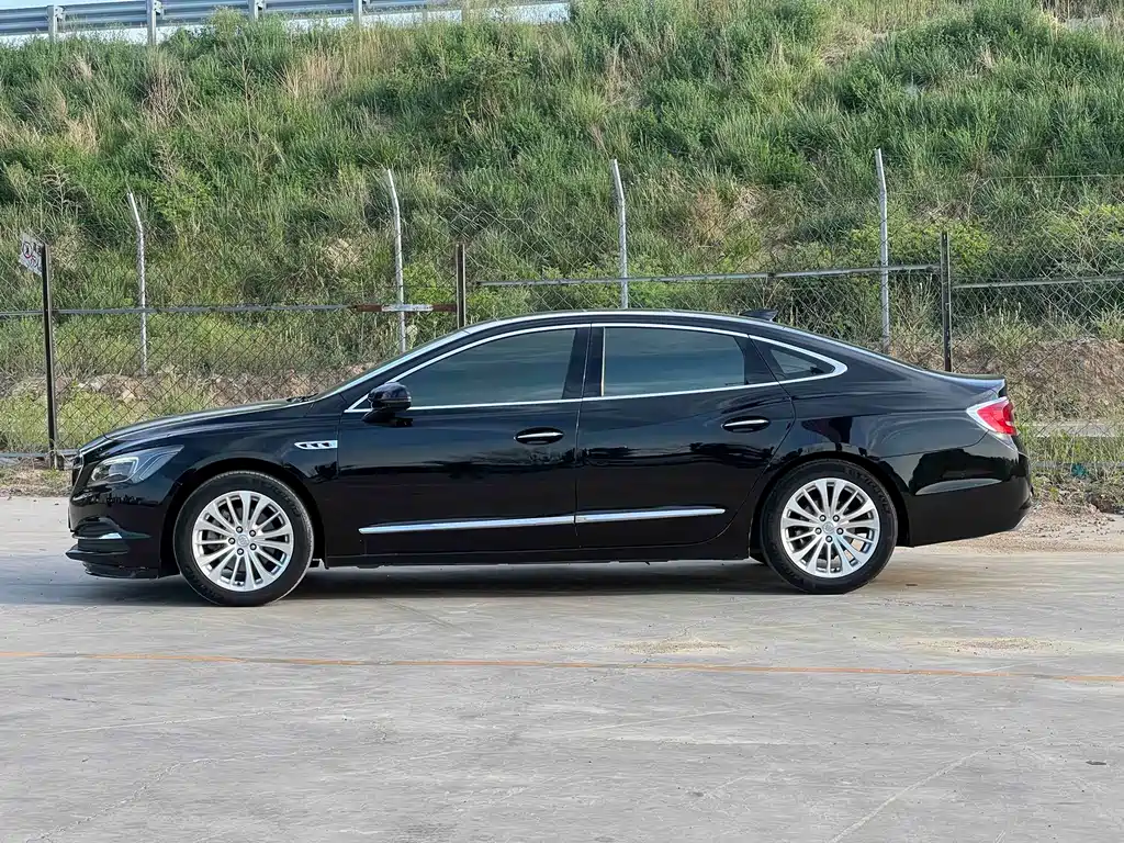Buick LaCrosse 2016 — фото 3