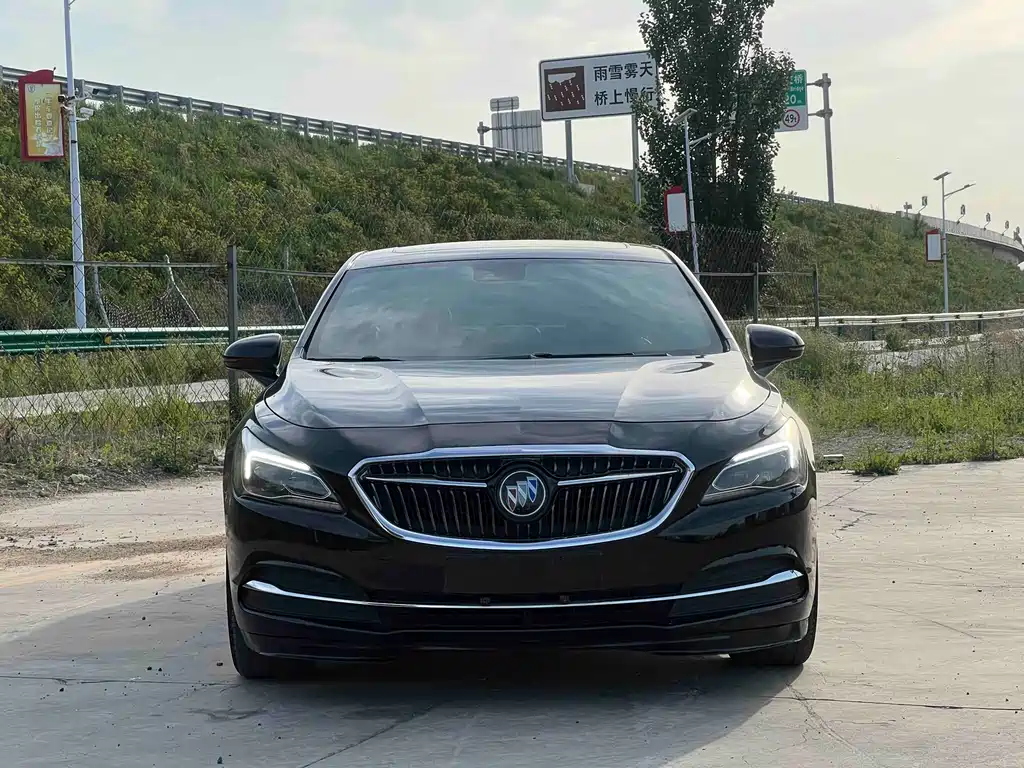Buick LaCrosse 2016 — фото 2