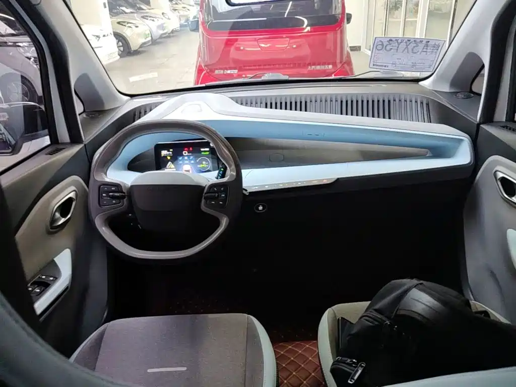 Wuling Nano EV 2022 — фото 10