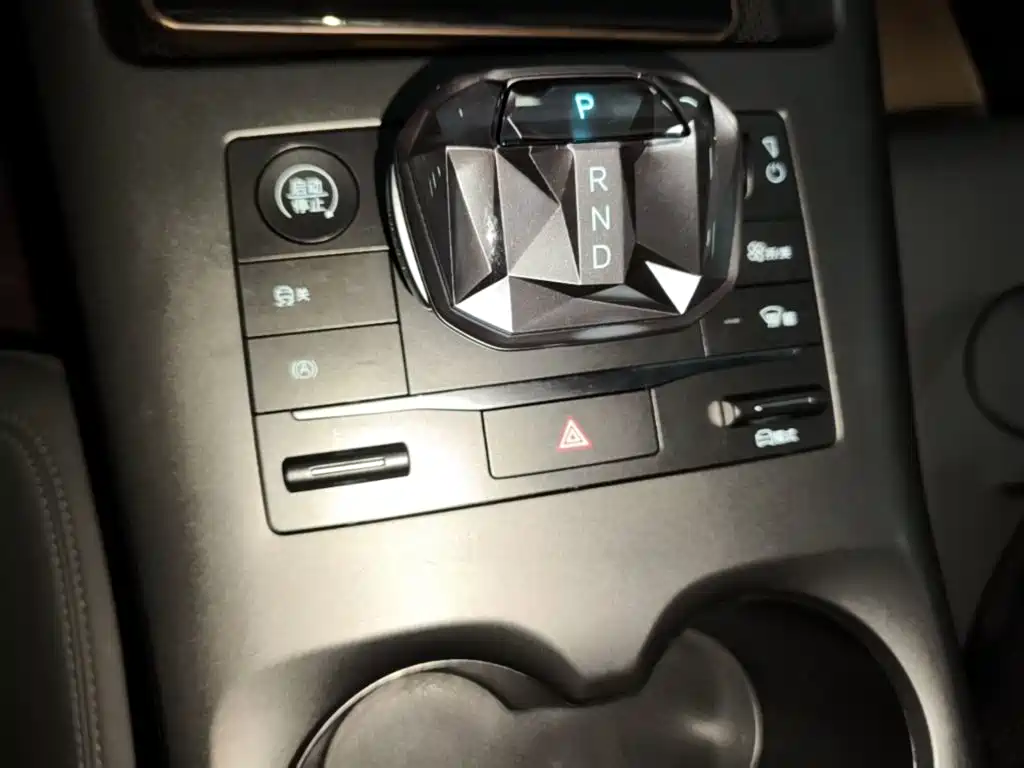 BYD Qin PLUS 2025 — фото 14