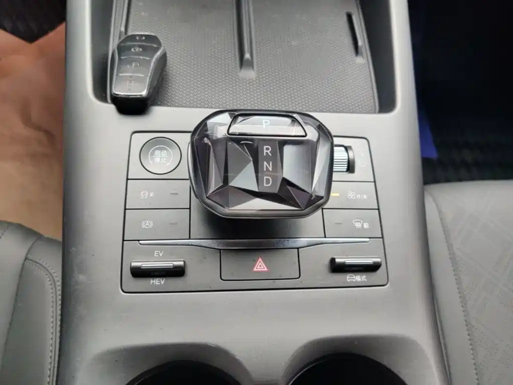 BYD Qin PLUS 2025 — фото 14