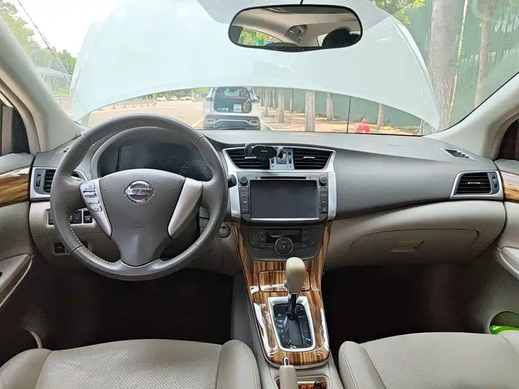 Nissan Sylphy 2015 — фото 13