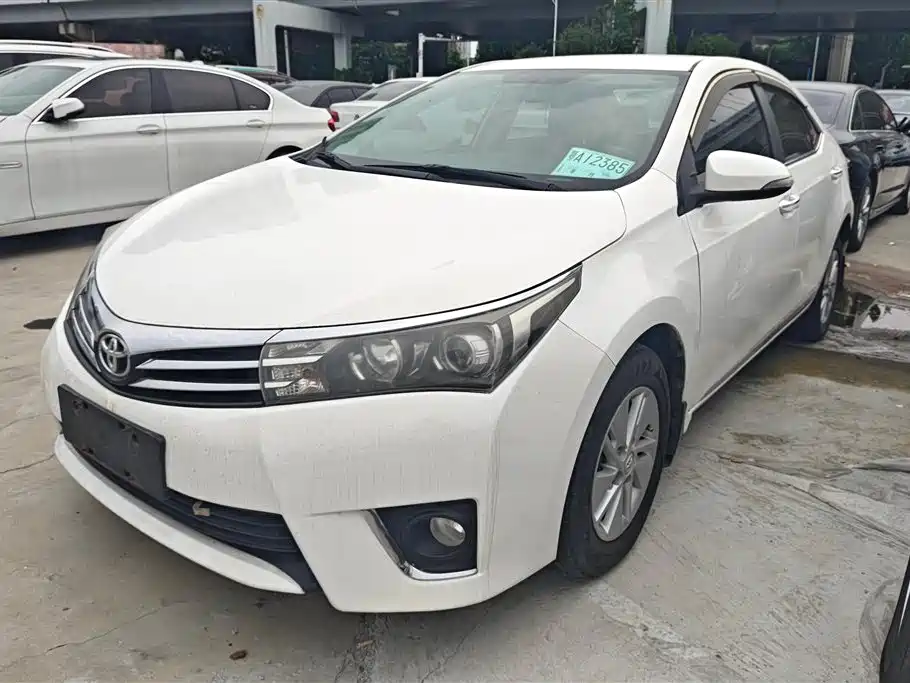 Toyota Corolla 2016 — фото 1