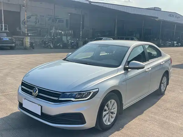 Volkswagen Bora 2021