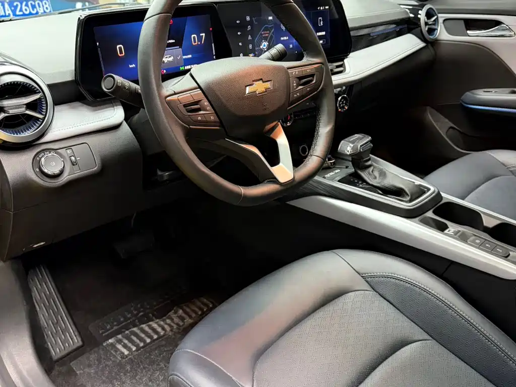 Chevrolet Monza 2022 — фото 17