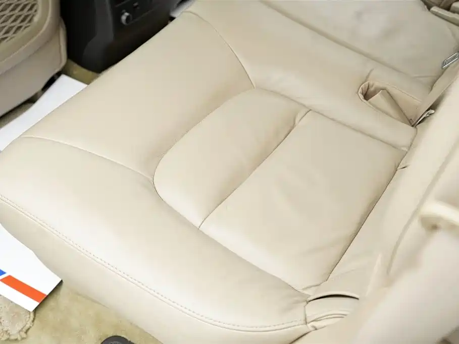 Toyota Land Cruiser 2010 — фото 13