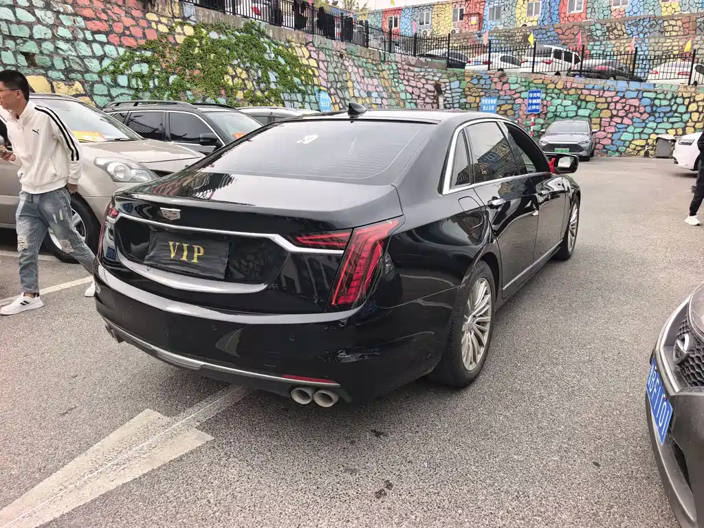 Cadillac CT6 2022 — фото 4