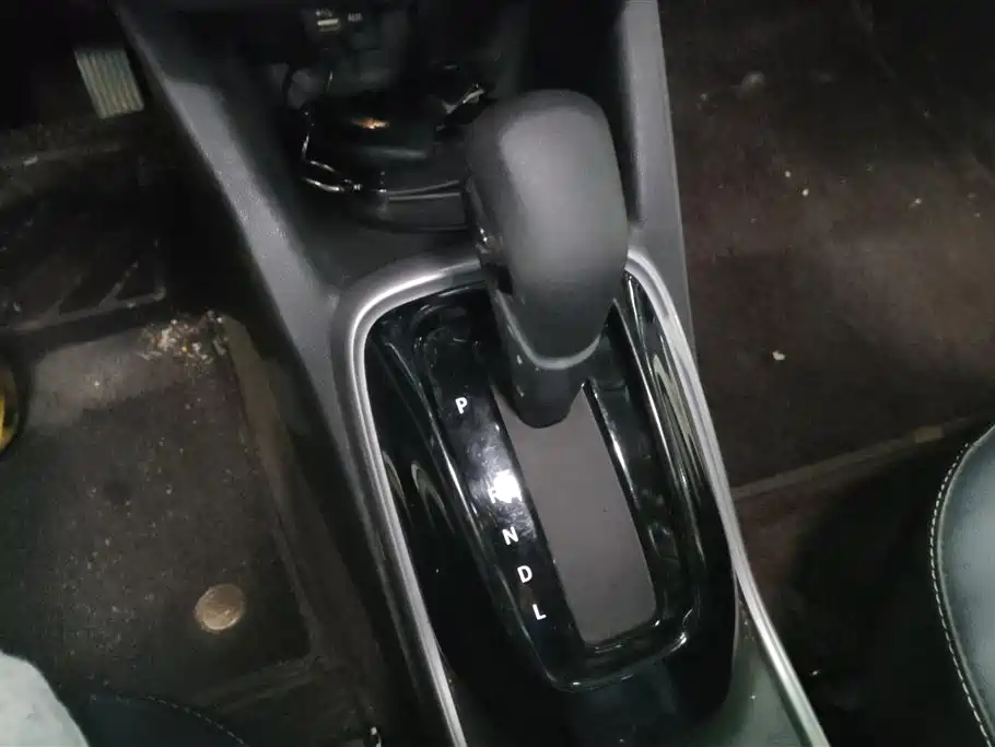 Chevrolet Trax 2021 — фото 16